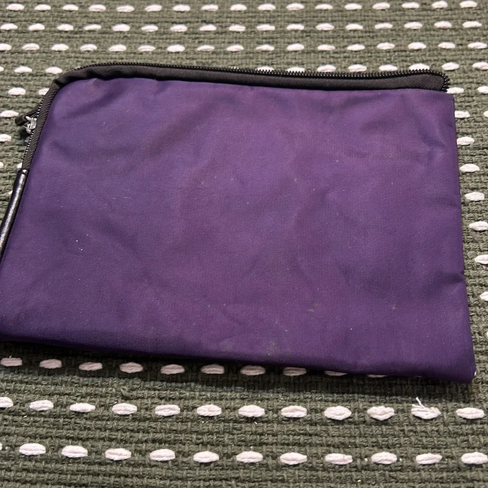Tumi for Delta Purple Travel Zipper Pouch